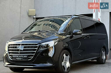 Минивэн Mercedes-Benz V-Class 2025 в 