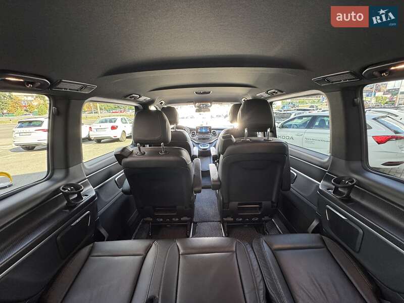 Минивэн Mercedes-Benz V-Class 2021 в Киеве