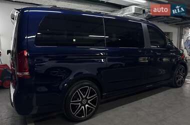 Минивэн Mercedes-Benz V-Class 2019 в 