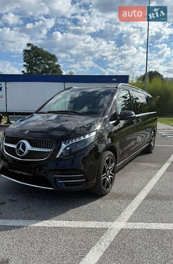 Минивэн Mercedes-Benz V-Class 2023 в 
