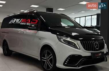 Минивэн Mercedes-Benz V-Class 2015 в 