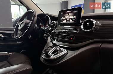 Минивэн Mercedes-Benz V-Class 2015 в 