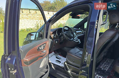 Минивэн Mercedes-Benz V-Class 2016 в 
