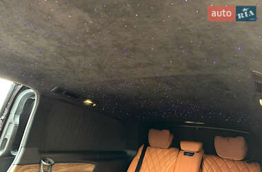 Мінівен Mercedes-Benz V-Class 2021 в 
