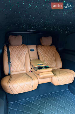 Мінівен Mercedes-Benz V-Class 2021 в 