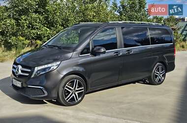 Минивэн Mercedes-Benz V-Class 2020 в 