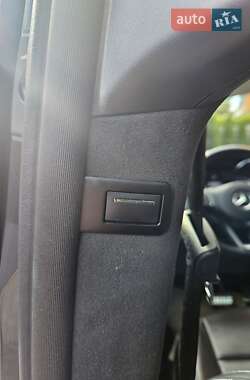 Минивэн Mercedes-Benz V-Class 2020 в 