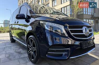 Минивэн Mercedes-Benz V-Class 2019 в 