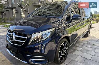 Минивэн Mercedes-Benz V-Class 2019 в 