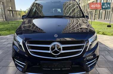 Минивэн Mercedes-Benz V-Class 2019 в 