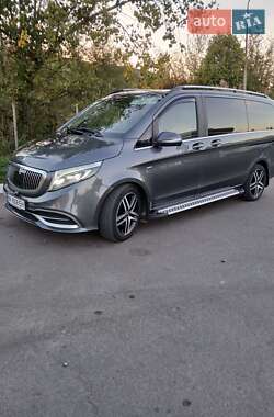 Минивэн Mercedes-Benz V-Class 2014 в 