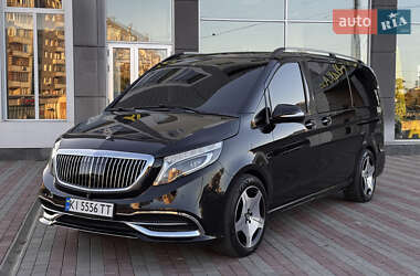 Минивэн Mercedes-Benz V-Class 2016 в 