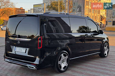 Минивэн Mercedes-Benz V-Class 2016 в 