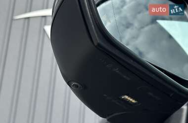Минивэн Mercedes-Benz V-Class 2020 в 