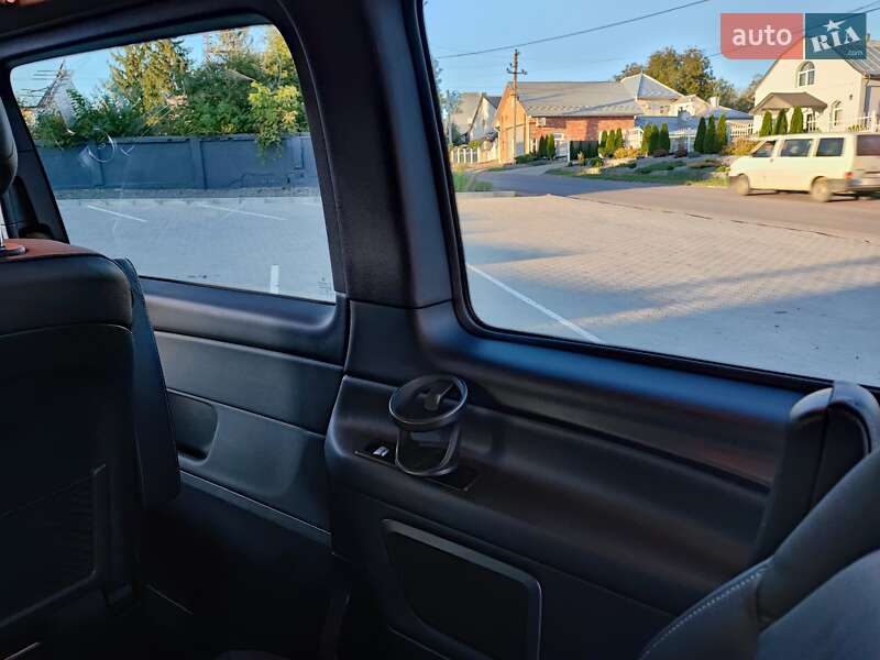 Минивэн Mercedes-Benz V-Class 2021 в Черновцах