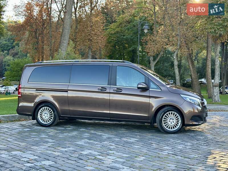 Мінівен Mercedes-Benz V-Class 2016 в Києві