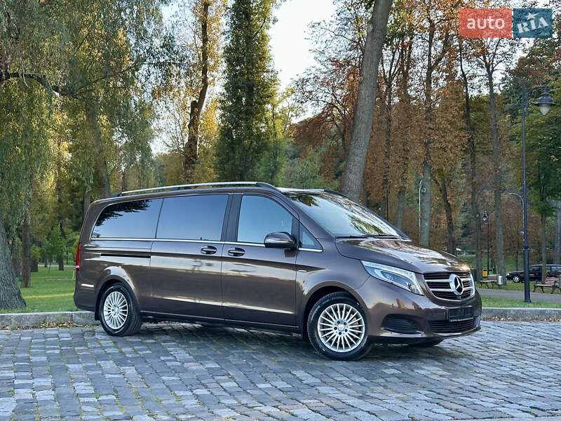 Мінівен Mercedes-Benz V-Class 2016 в Києві