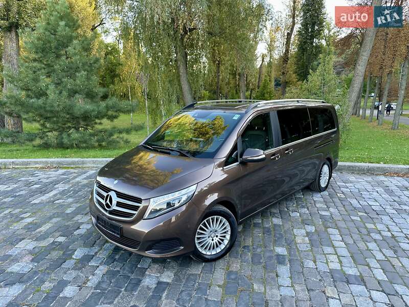 Мінівен Mercedes-Benz V-Class 2016 в Києві