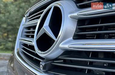 Минивэн Mercedes-Benz V-Class 2016 в 