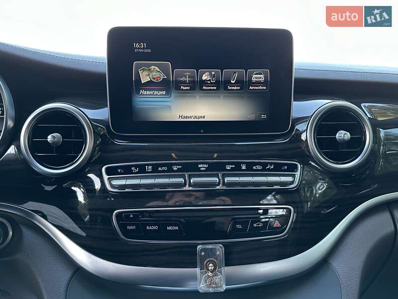 Мінівен Mercedes-Benz V-Class 2016 в Києві