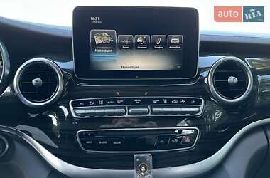 Минивэн Mercedes-Benz V-Class 2016 в 