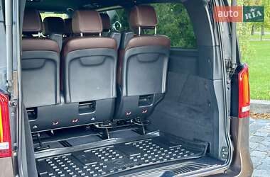 Минивэн Mercedes-Benz V-Class 2016 в 