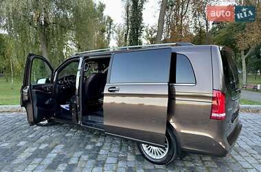 Минивэн Mercedes-Benz V-Class 2016 в 