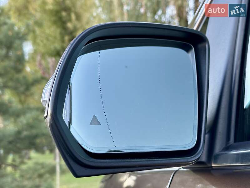 Мінівен Mercedes-Benz V-Class 2016 в Києві