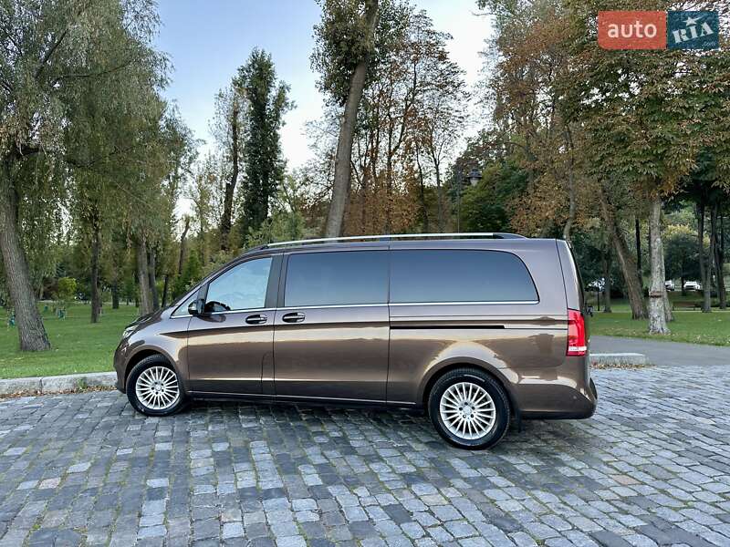 Мінівен Mercedes-Benz V-Class 2016 в Києві
