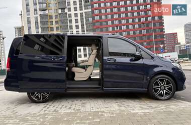 Минивэн Mercedes-Benz V-Class 2018 в 