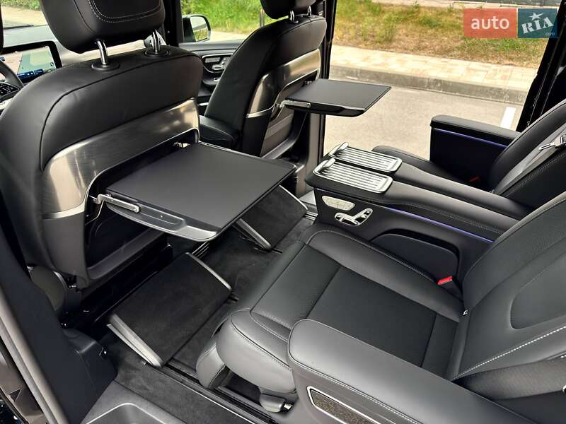 Минивэн Mercedes-Benz V-Class 2025 в Киеве