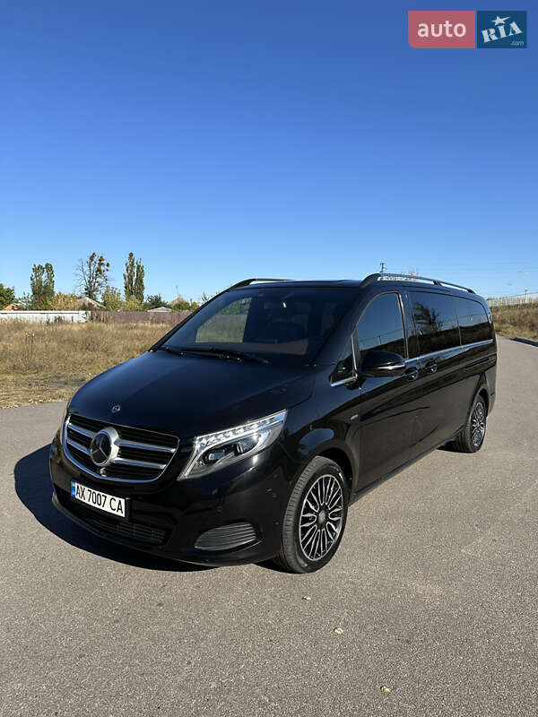 Минивэн Mercedes-Benz V-Class 2017 в Харькове