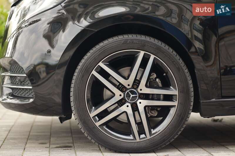Минивэн Mercedes-Benz V-Class 2020 в Ужгороде