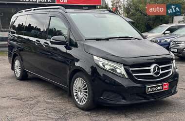 Минивэн Mercedes-Benz V-Class 2018 в 