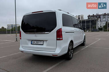 Минивэн Mercedes-Benz V-Class 2016 в 