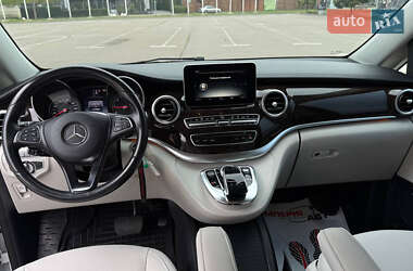 Минивэн Mercedes-Benz V-Class 2016 в 