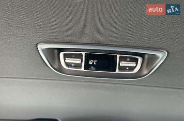 Минивэн Mercedes-Benz V-Class 2015 в  фото 48 Минивэн Mercedes-Benz V-Class 2015 в