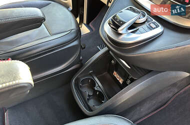 Минивэн Mercedes-Benz V-Class 2015 в  фото 54 Минивэн Mercedes-Benz V-Class 2015 в