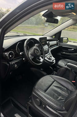 Минивэн Mercedes-Benz V-Class 2017 в 