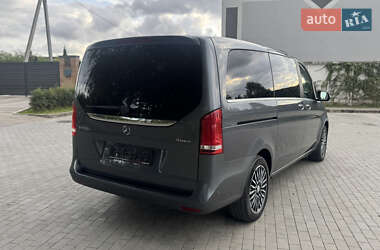 Минивэн Mercedes-Benz V-Class 2017 в 