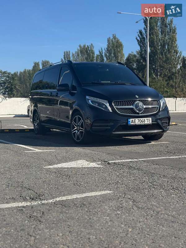 Минивэн Mercedes-Benz V-Class 2020 в Днепре