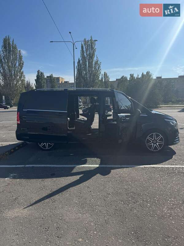 Минивэн Mercedes-Benz V-Class 2020 в Днепре