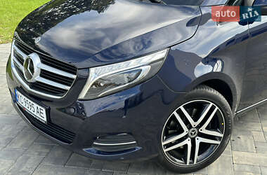 Минивэн Mercedes-Benz V-Class 2018 в 