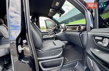 Минивэн Mercedes-Benz V-Class 2023 в 