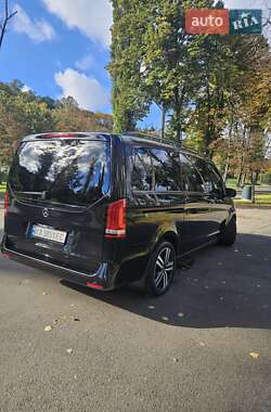 Минивэн Mercedes-Benz V-Class 2017 в 
