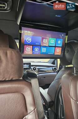 Минивэн Mercedes-Benz V-Class 2017 в 