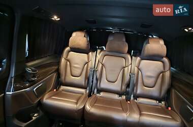 Минивэн Mercedes-Benz V-Class 2017 в 