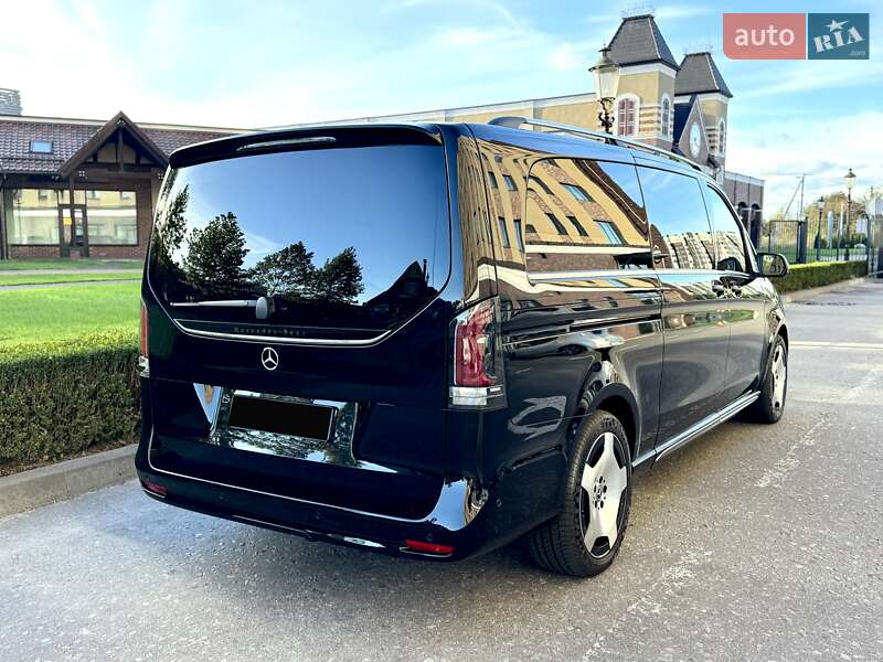 Минивэн Mercedes-Benz V-Class 2025 в Киеве