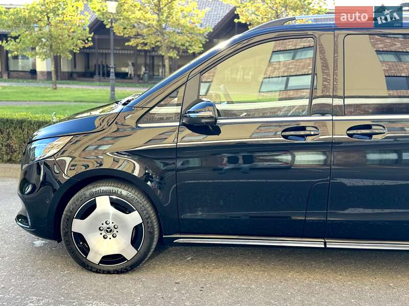 Минивэн Mercedes-Benz V-Class 2025 в Киеве