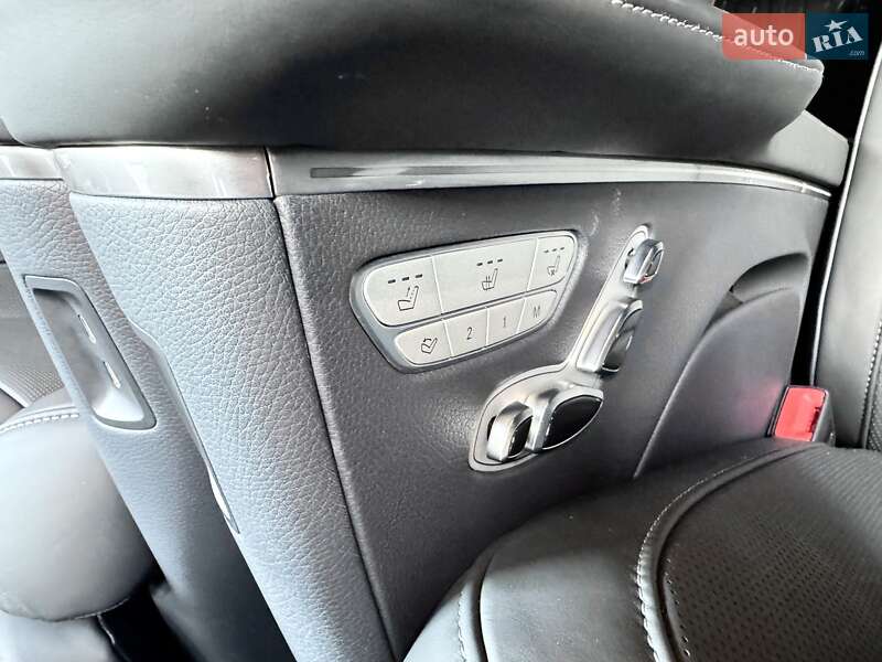 Минивэн Mercedes-Benz V-Class 2025 в Киеве